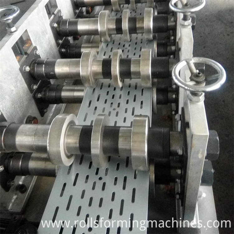 cable tray making machine (3)